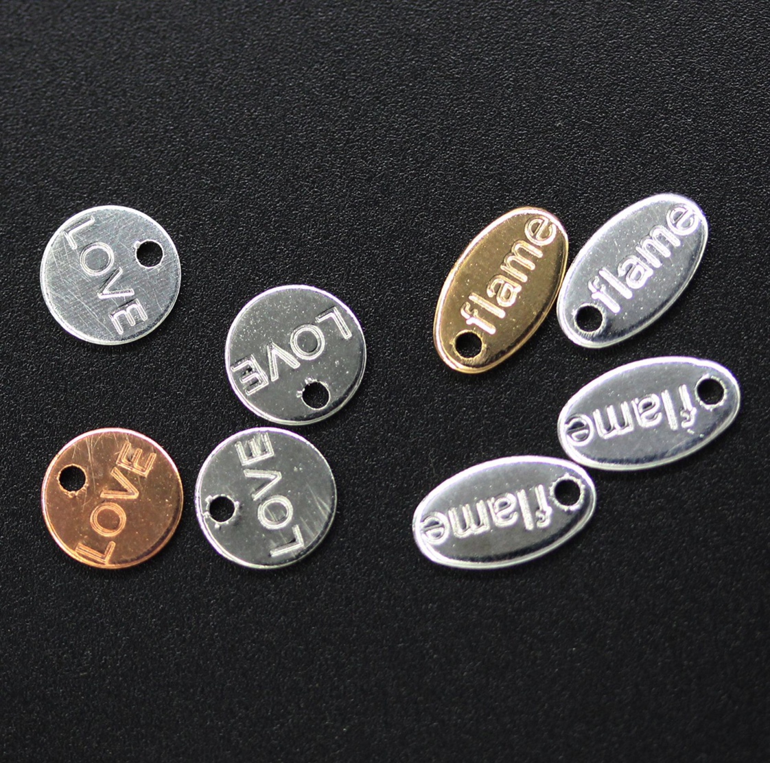 尾链吊坠字母片