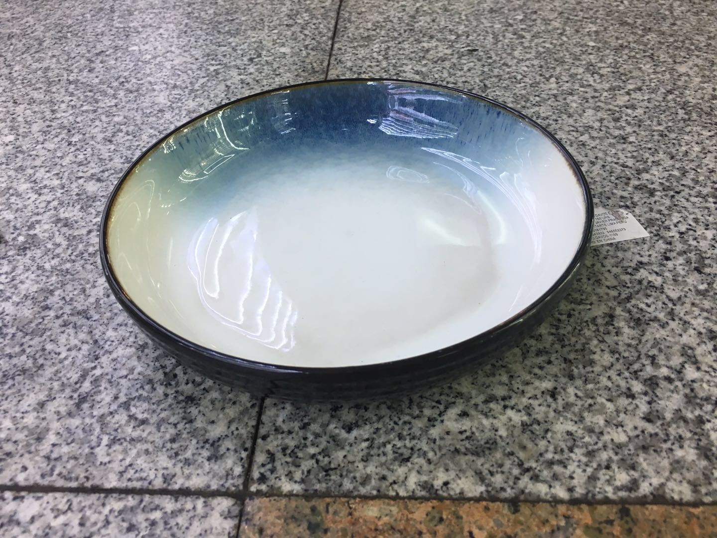 White and blue rice plate details Picture