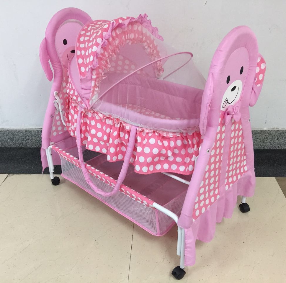 婴儿床产品图