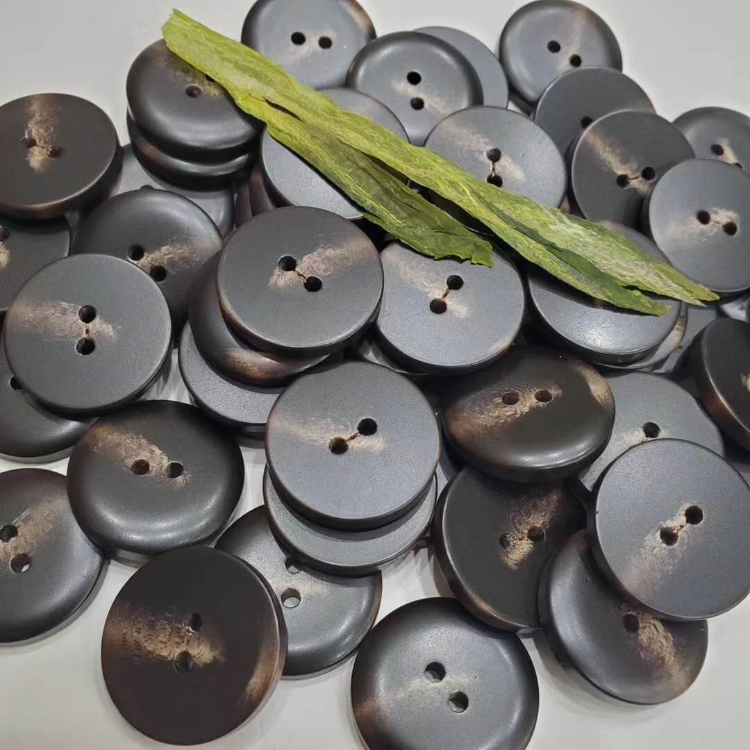 27700纽扣扣子百搭树脂高档复古小香风上衣女大号外套大衣