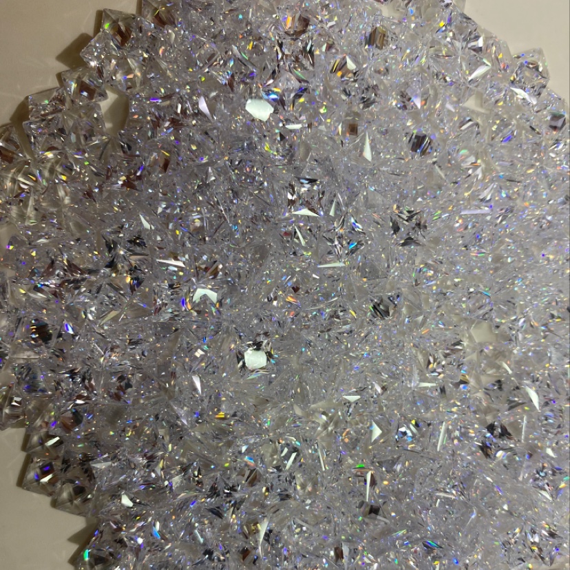 5×5 square zircon