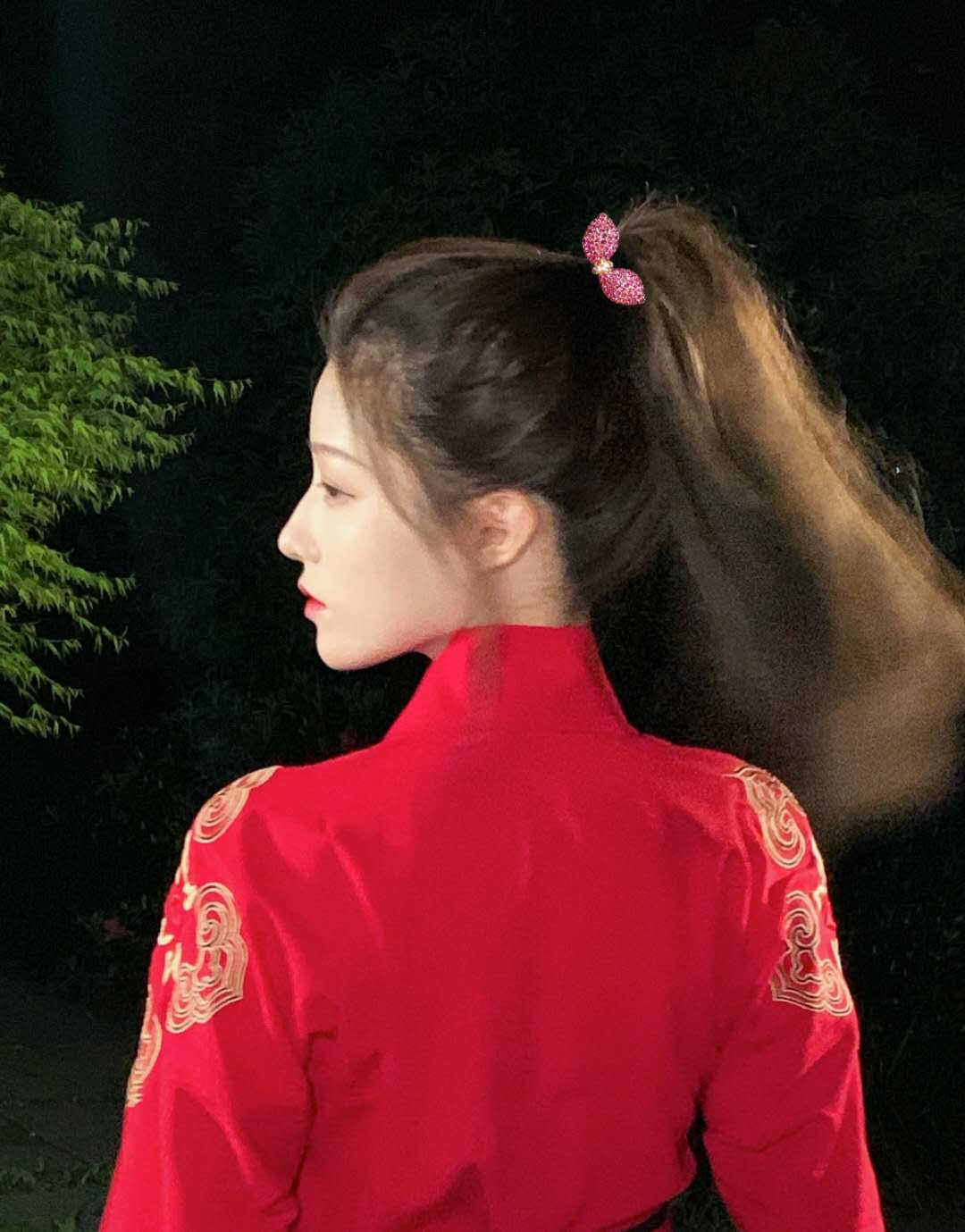 泛思女ins网红可爱兔耳朵满钻头绳发圈韩国网红女百搭俏皮马尾