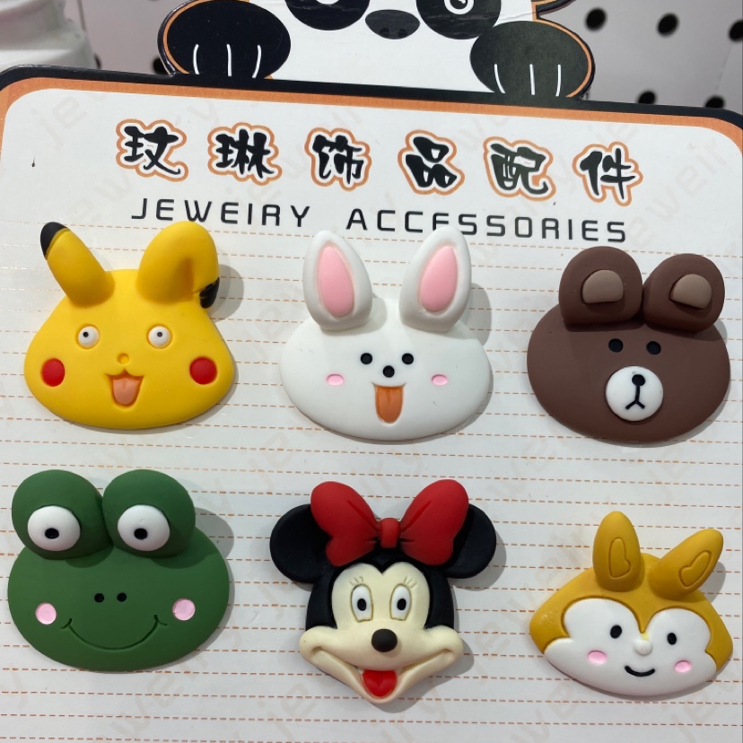 A large cartoon cute head details Picture