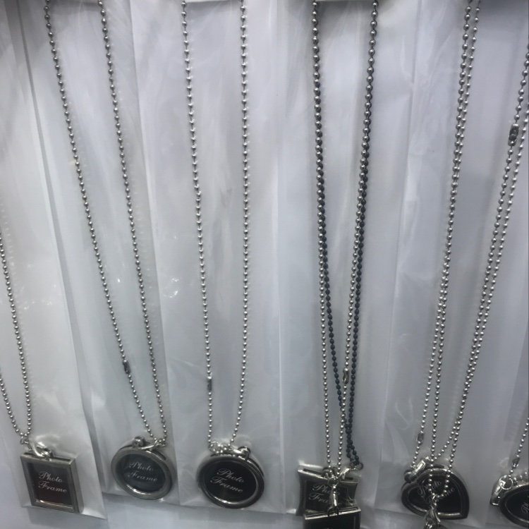 The necklace thumbnail