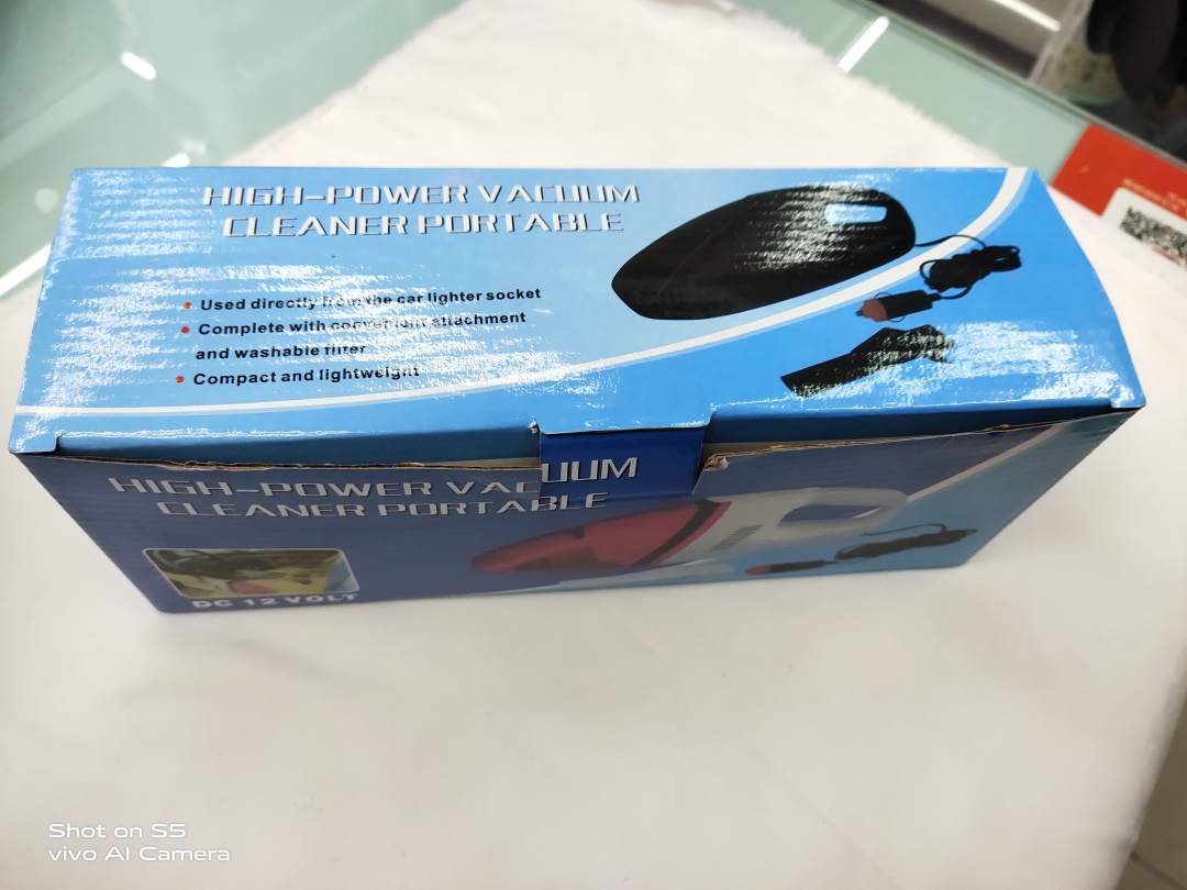 车载吸尘器产品图