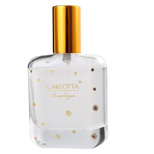 YI XIANG Perfume Bottle Close Up