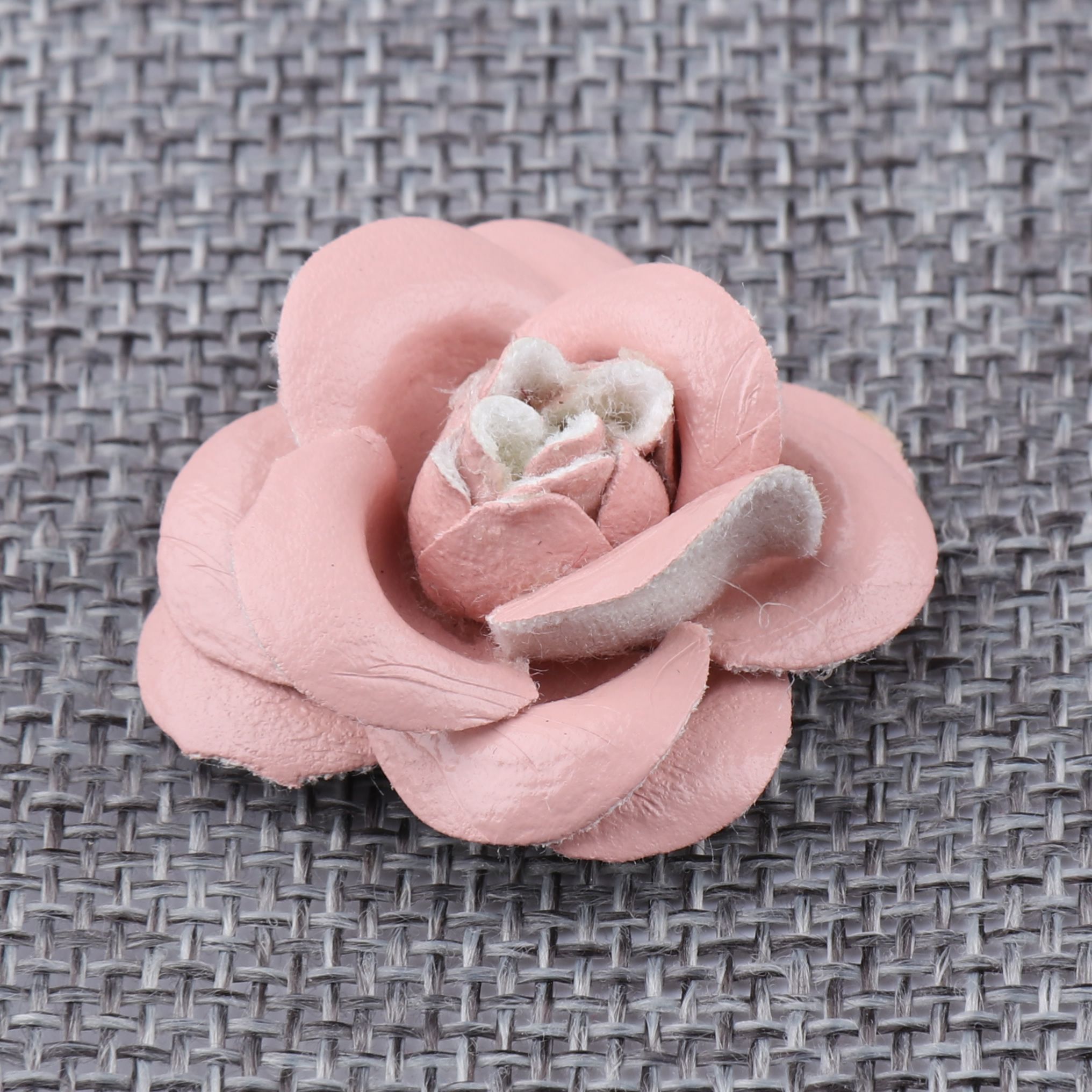 服装辅料花朵厂家皮革小皮花服装鞋子帽子配件白色绿色黑色红色灰详情图6