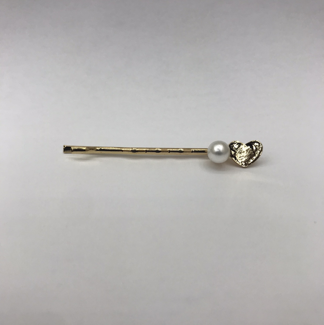 A pearl with a heart in it thumbnail