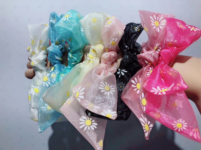 Hot style small chrysanthemum bow tie large cloth ring thumbnail