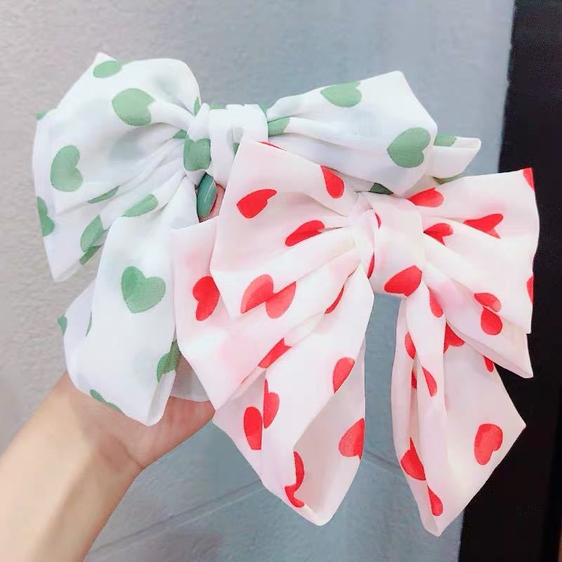 Korean version bow hair clips, popular chiffon heart-shaped hair accessories, super fairy-like hair clips for girls, cute heads, spring hair clip accessories Application Scenario
