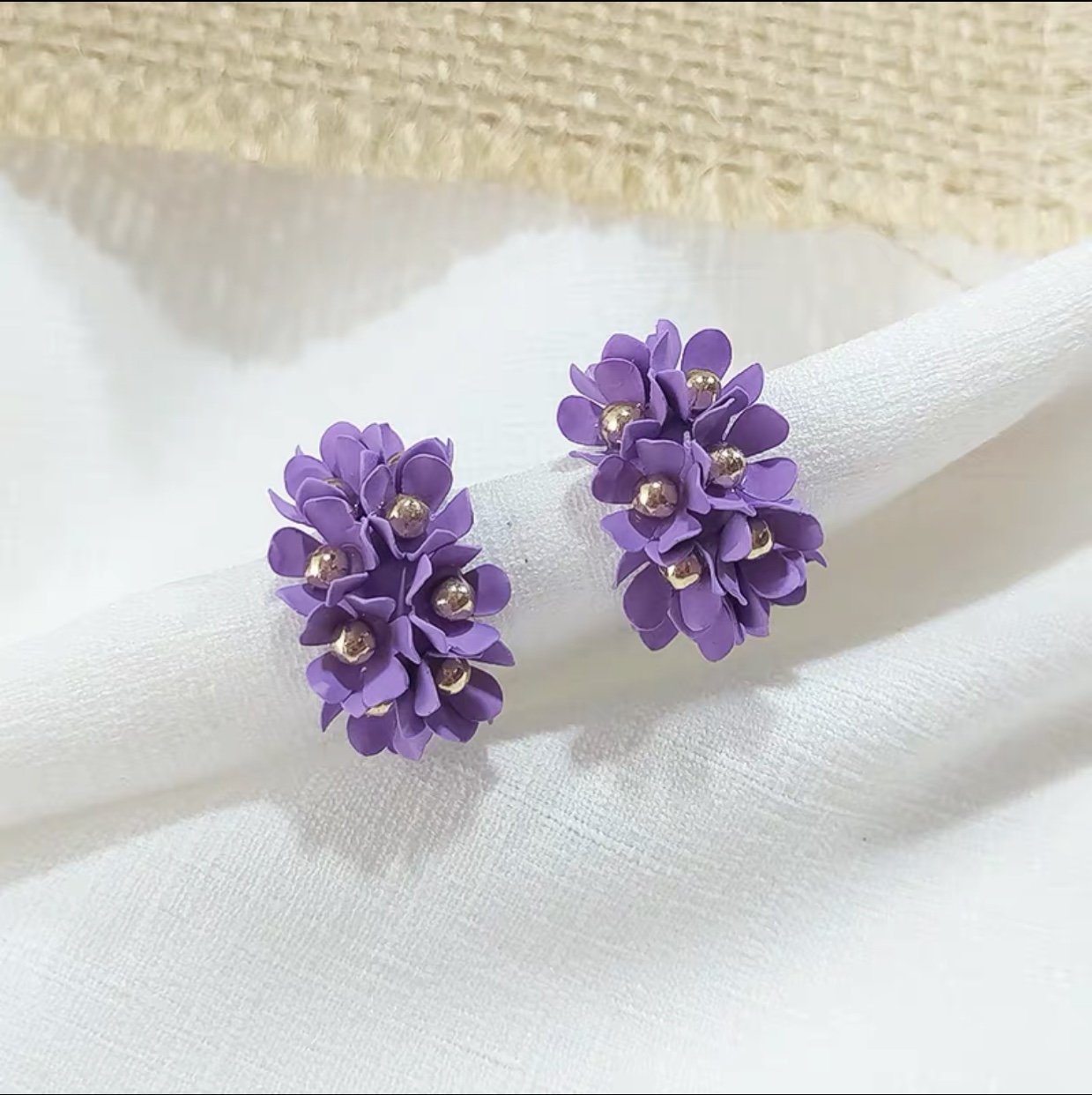 Grape blossom earring thumbnail
