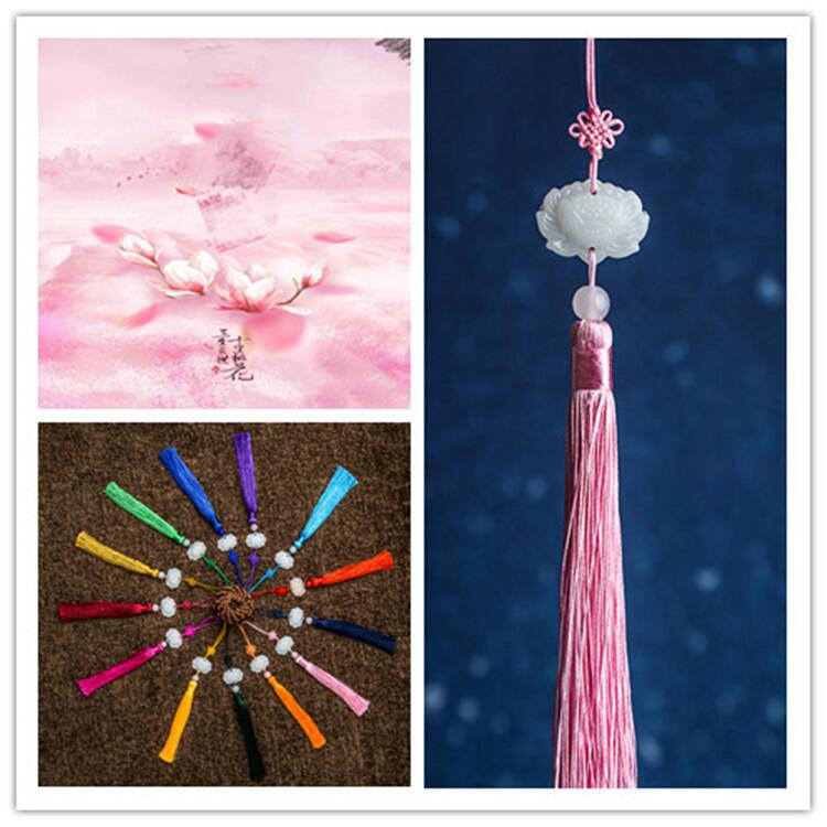 中国结莲花穗羽弈工艺车挂扇穗香包小中国结挂件配饰灯笼挂坠产品图