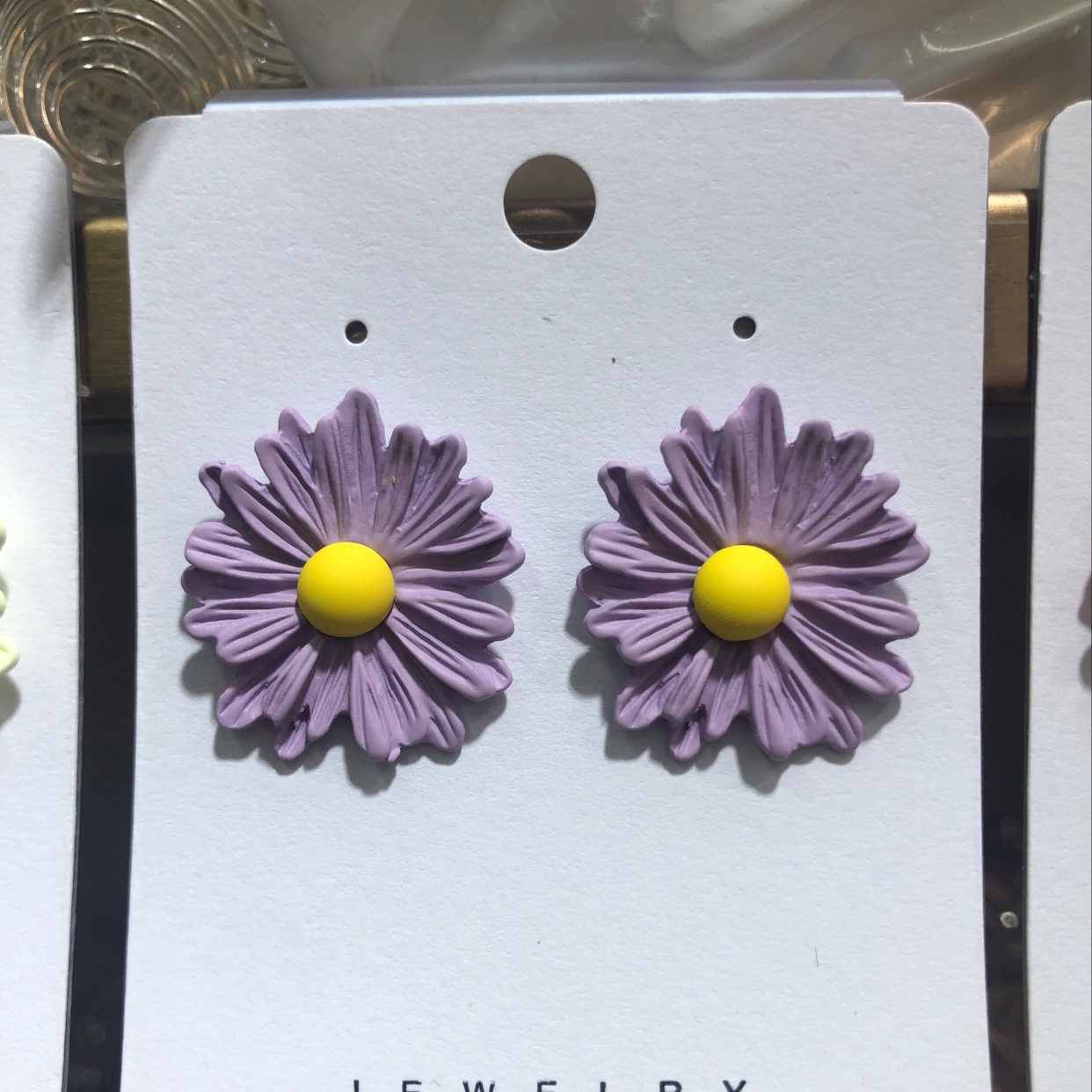 Purple Daisy earrings thumbnail