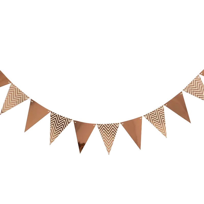 The golden wavy pattern photo decoration of the "Happy Birthday" triangular flag Specification image