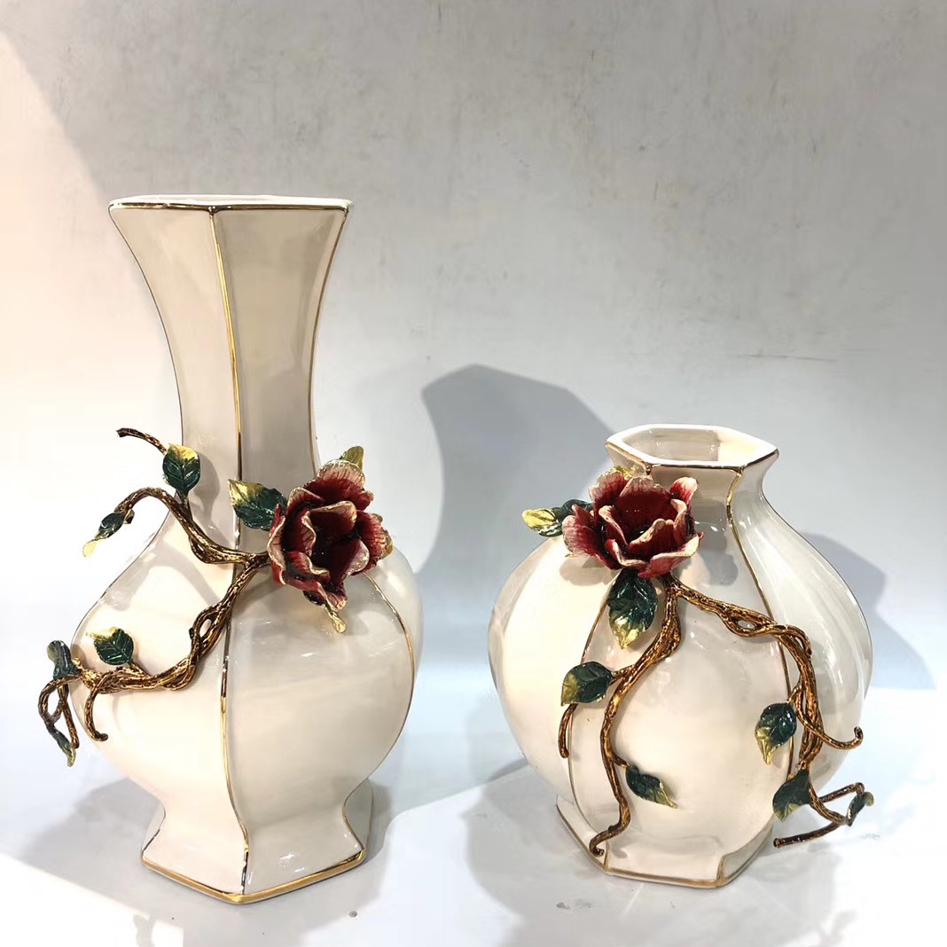 珐琅彩工艺陶瓷摆件