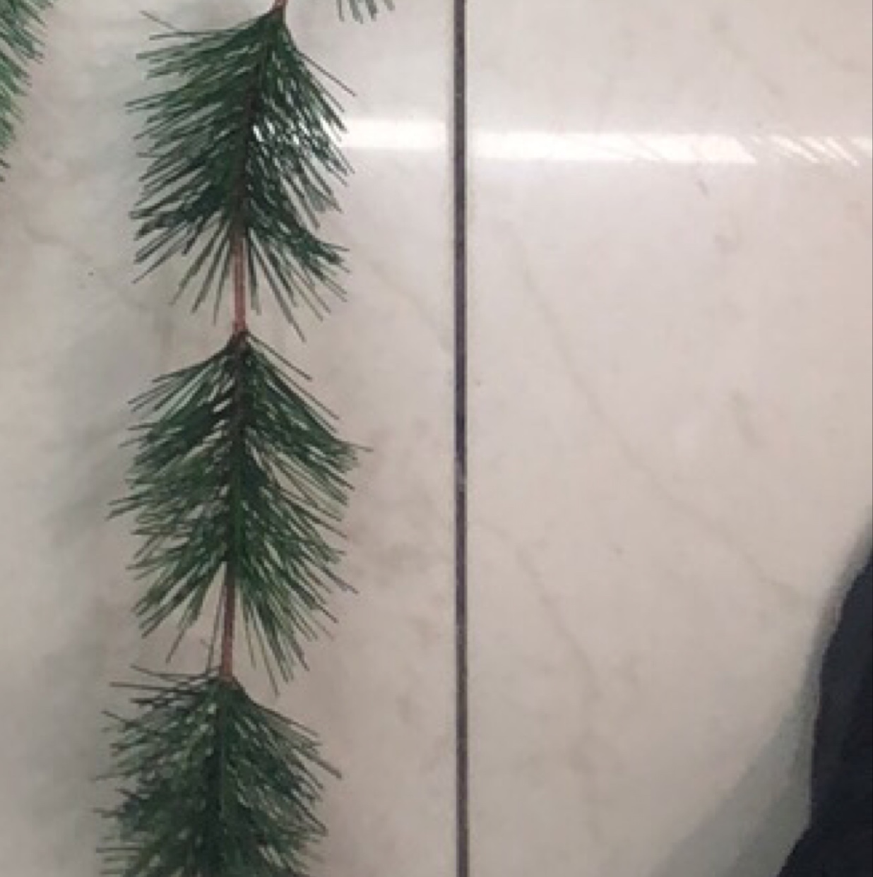 圣诞节特色发卡 圣诞树形状 光纤闪烁 圣诞袜装饰品 松针细节设计 时尚节日气氛装饰