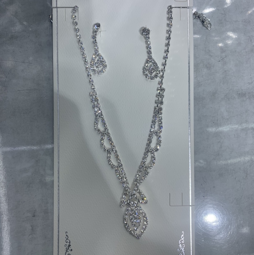 Wavy horse eye claw chain bridal set chain thumbnail