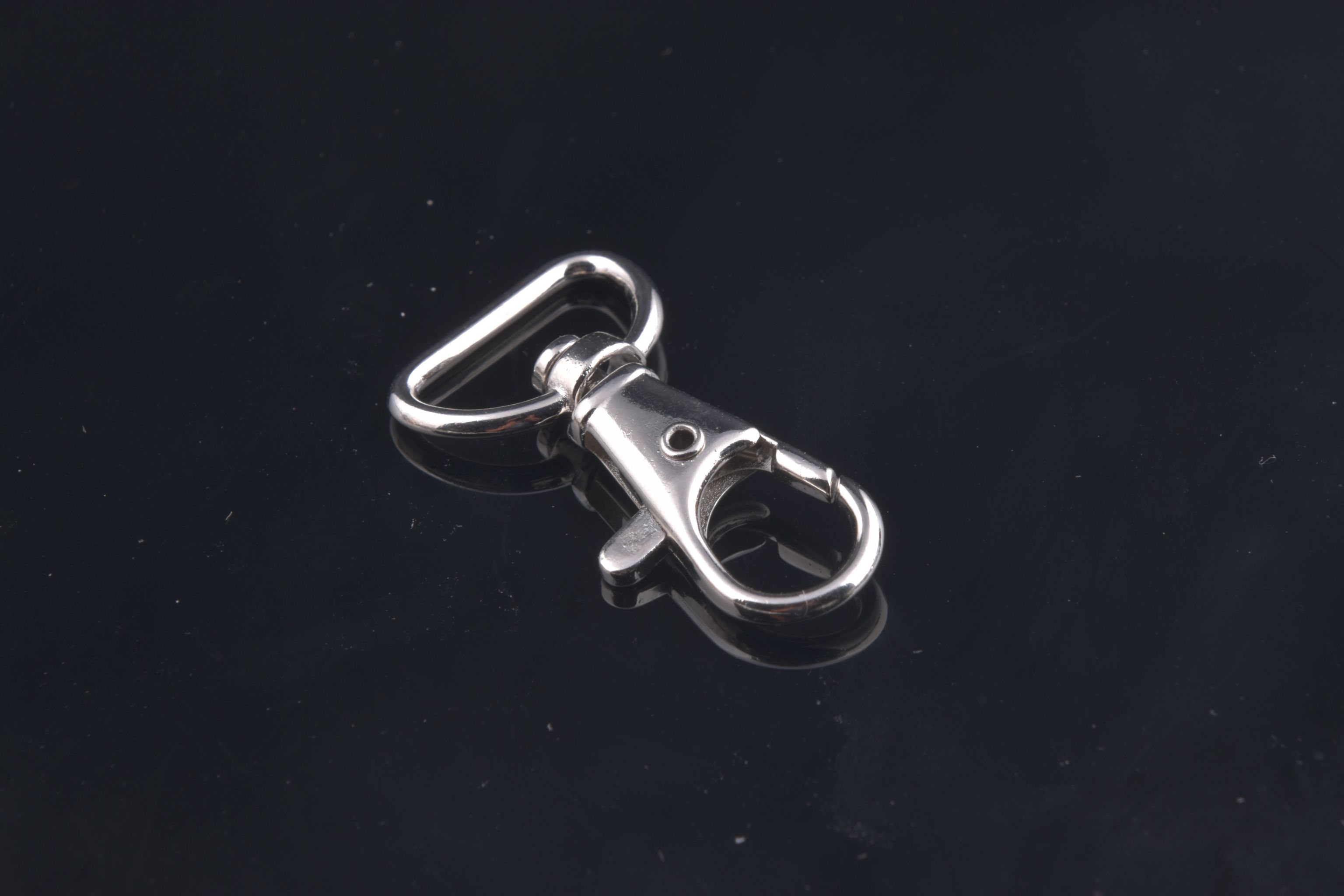 Manufacturer direct selling 4.2 Dog buckle thumbnail