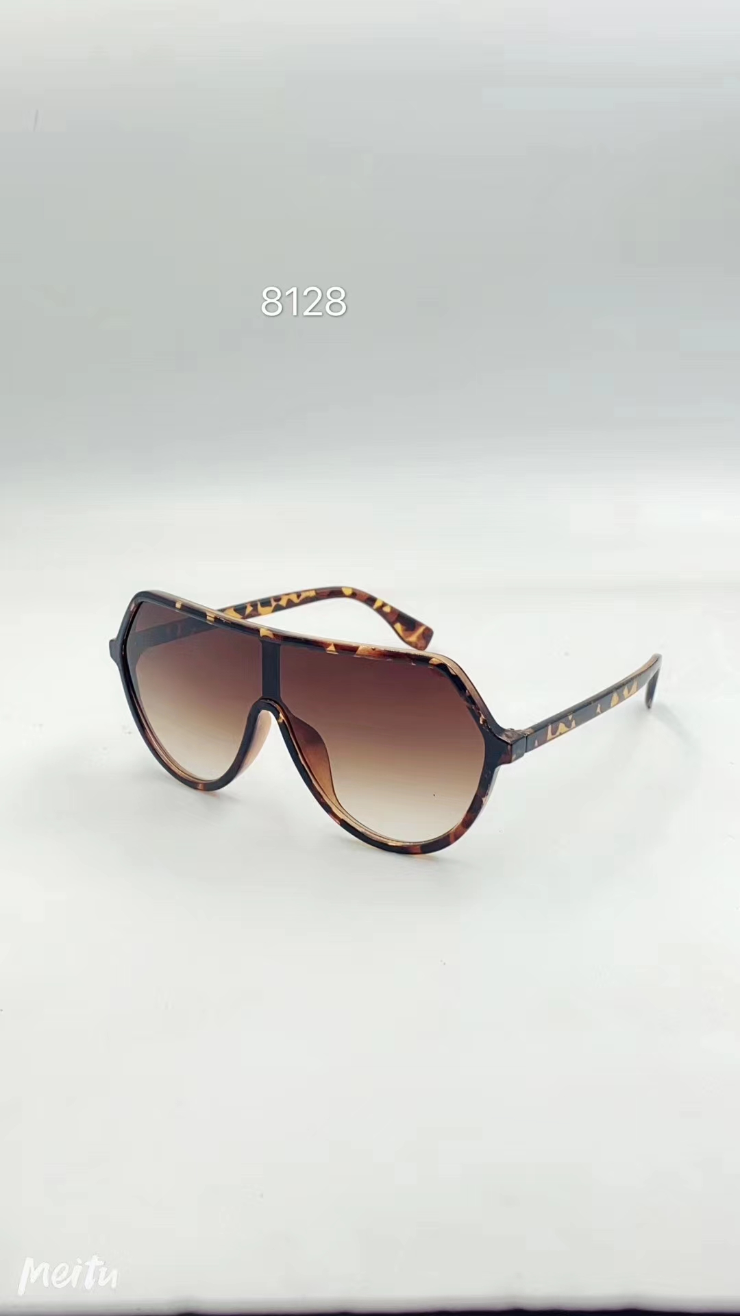 Fashion sunglasses