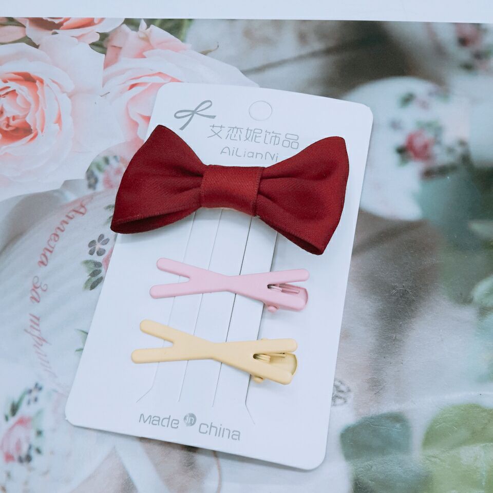 Acrylic hair clips, side clips, triangular bow tie press clips, hair clip clips, bangs clips, and hair styling set clips details Picture