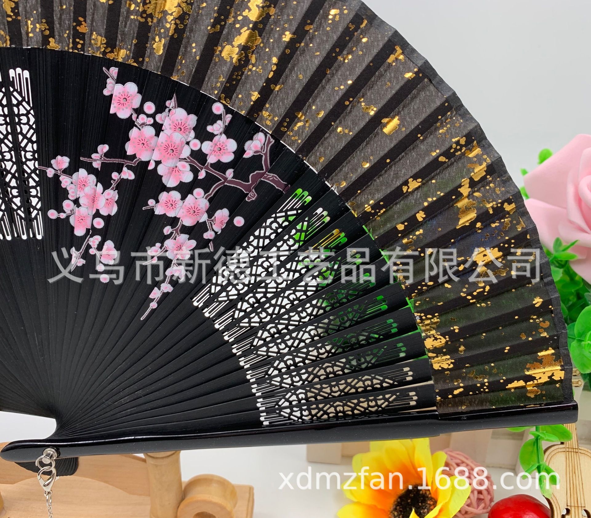 工厂直销批发  黑杆塑料花边扇  手工和风扇子  女式中国风折扇  古典汉服喷绘竹扇  舞蹈扇详情图4