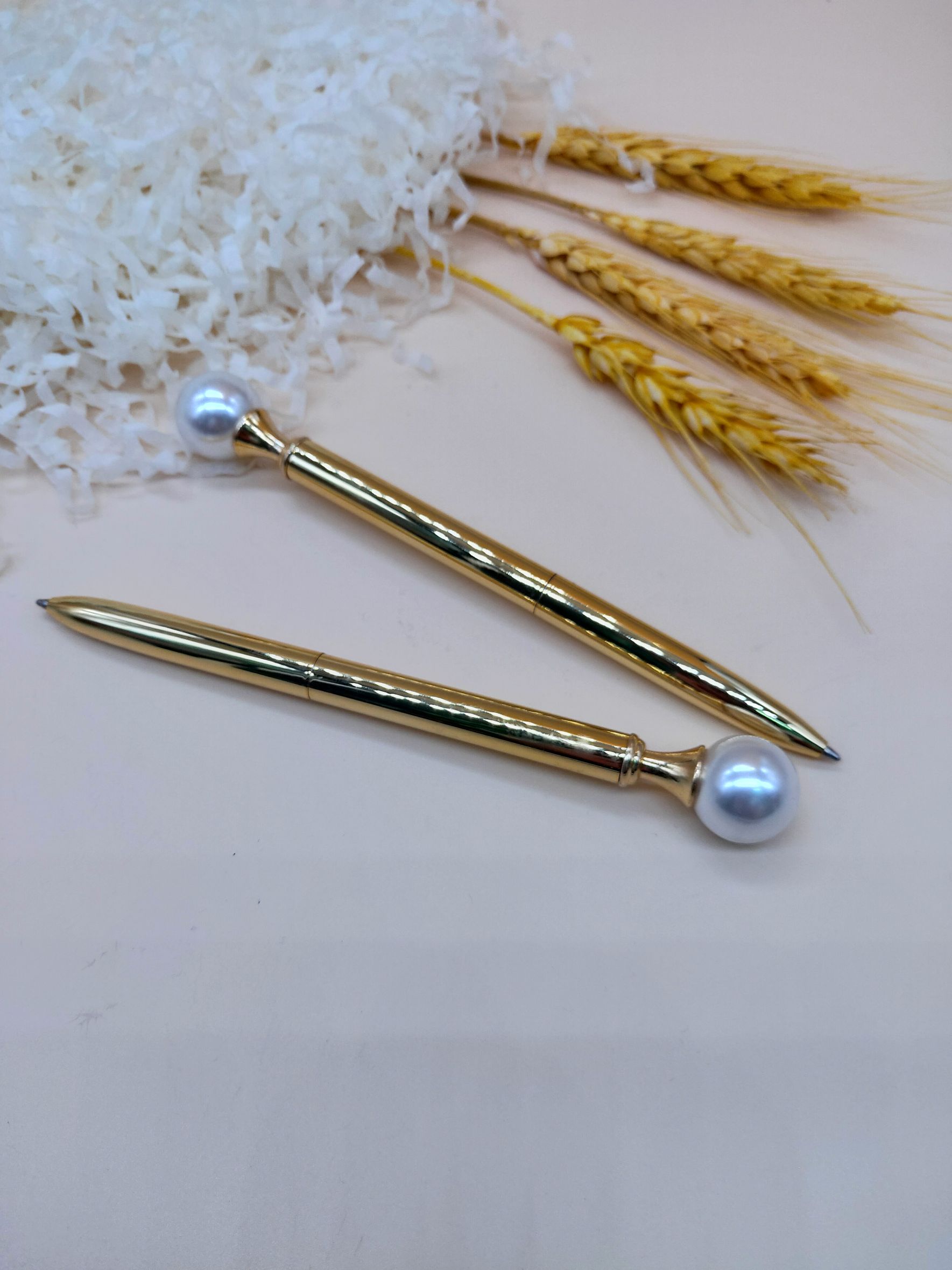 Pearl pen metal pen ballpoint pen rotating ballpoint pen gift pen advertising pen customized Specification drawing