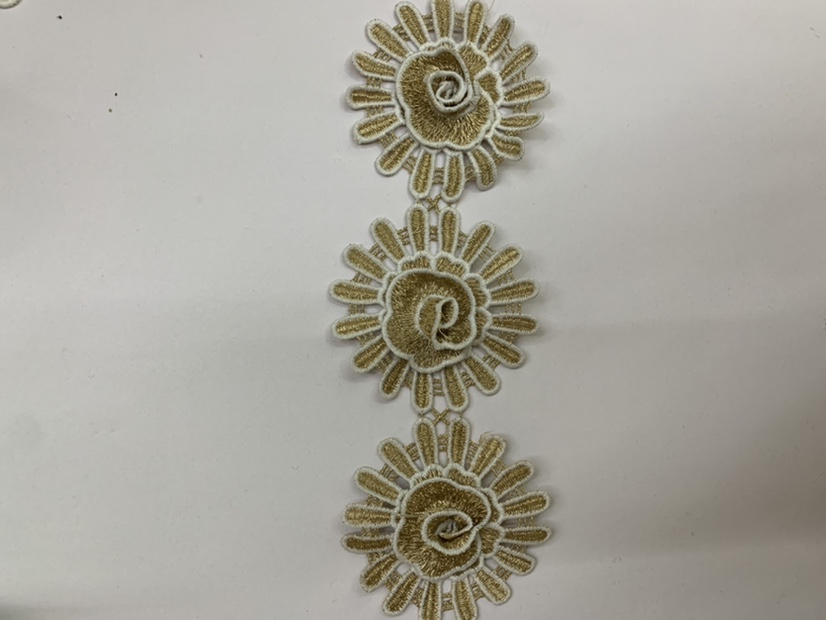 Manufacturers Direct Water Soluble Embroidery Lace Bar Code White Gold Milk Silk Bar Code 3D Three-Dimensional Lace details Picture