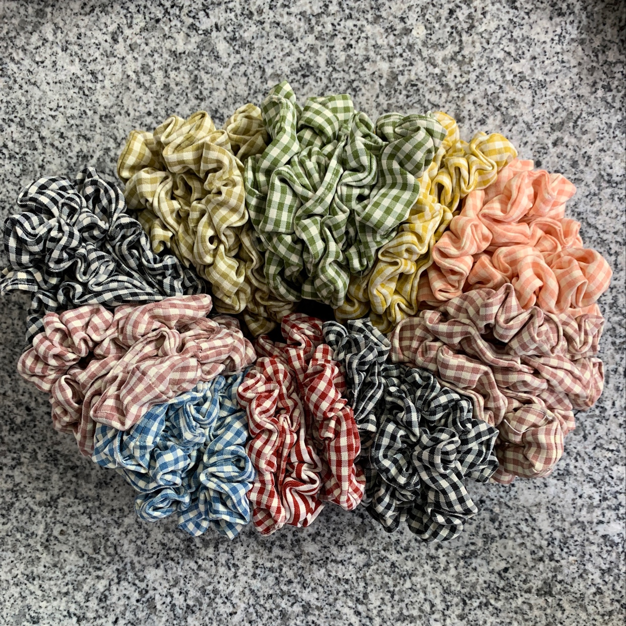 Korean Version Of Fashion Women's Headband Female Rubber Band Hair Temperament Headwear High Elastic Adult Autumn And Winter Hair Rope Hair Accessories Leisure Rubber Band Solid Color Small Rabbit Hair Band Chenhui Jewelry 060 details Picture