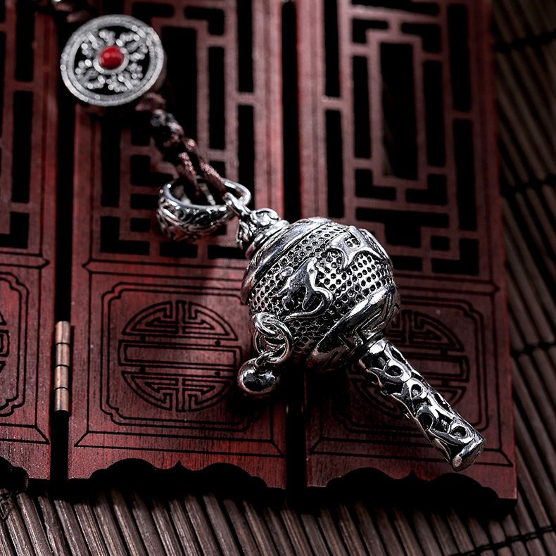 Yiwu jewelry cross-border supply, religious ritual implements, amulets, waist tags, car decorations, peace amulets, pendants wholesale details Picture