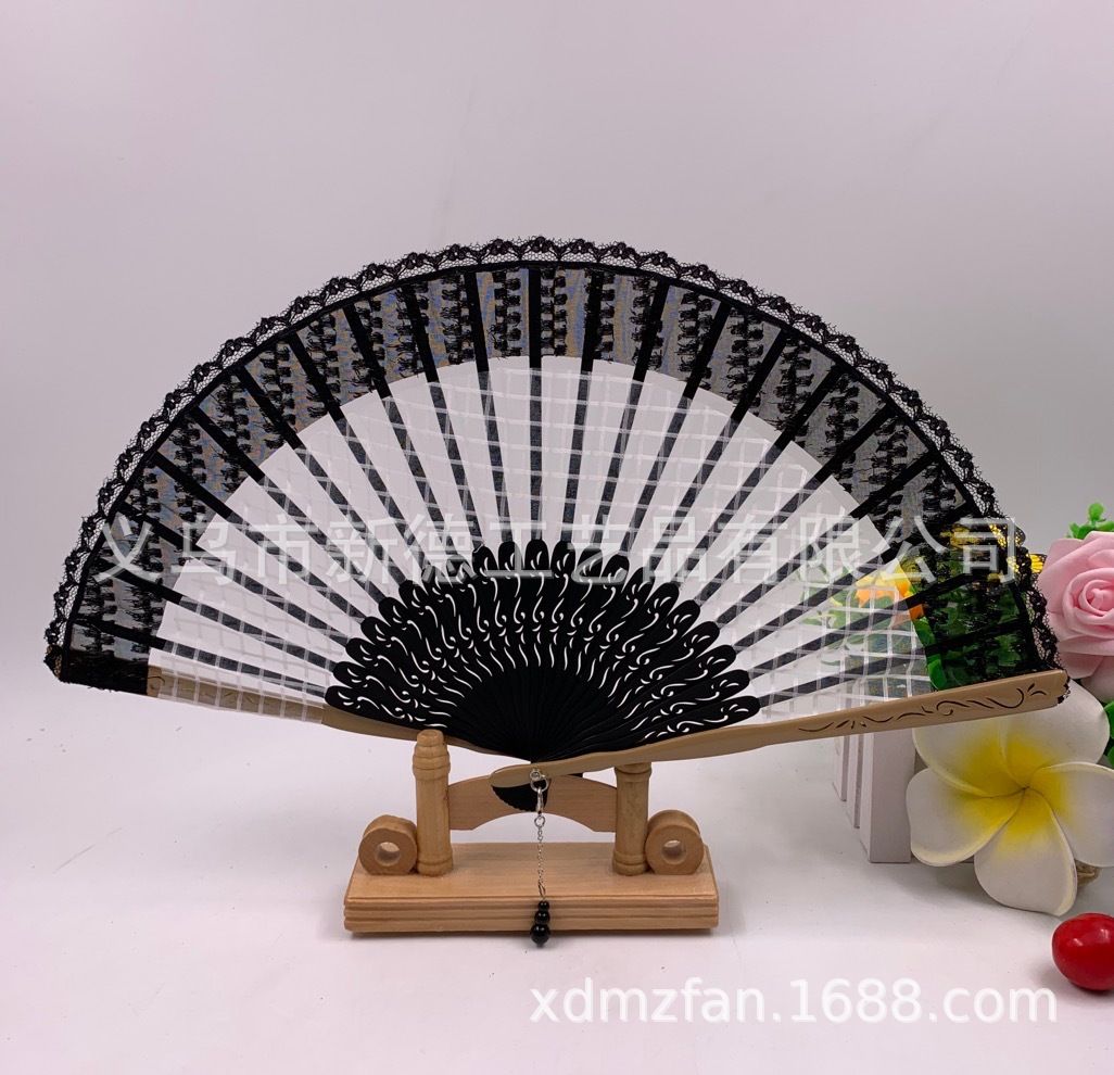 蕾丝竹扇  婚纱折扇  欧式蕾丝花边竹扇  漏空雕刻折叠扇子  高档手工制作详情图2