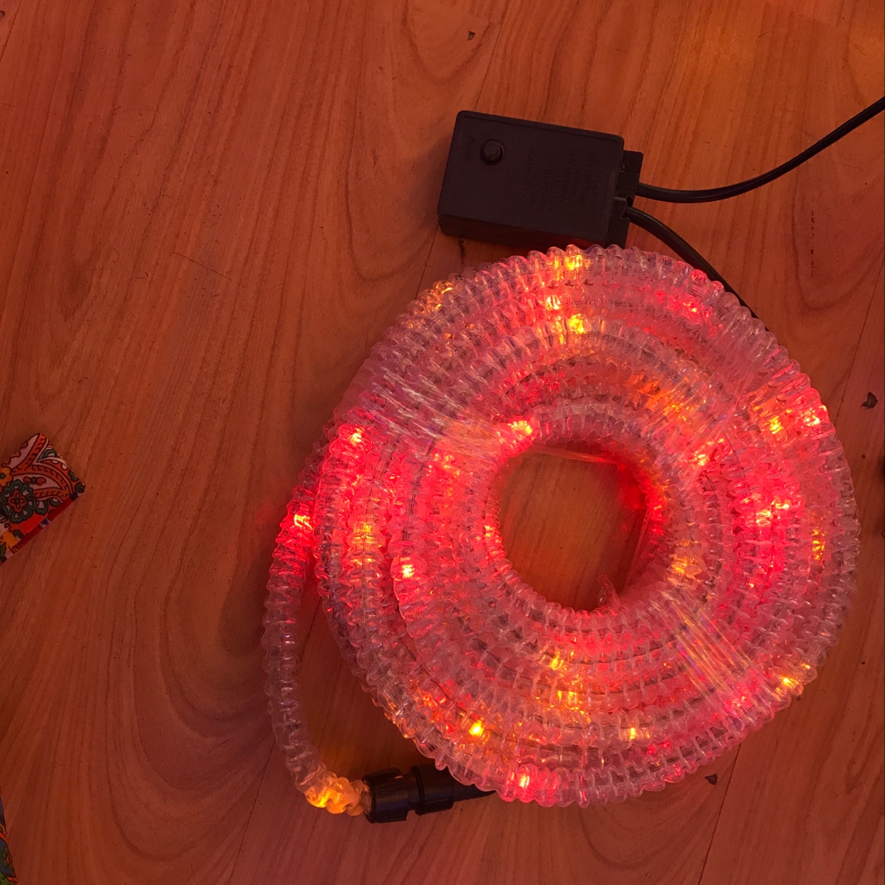 Serpentine Pipe Lights details Picture