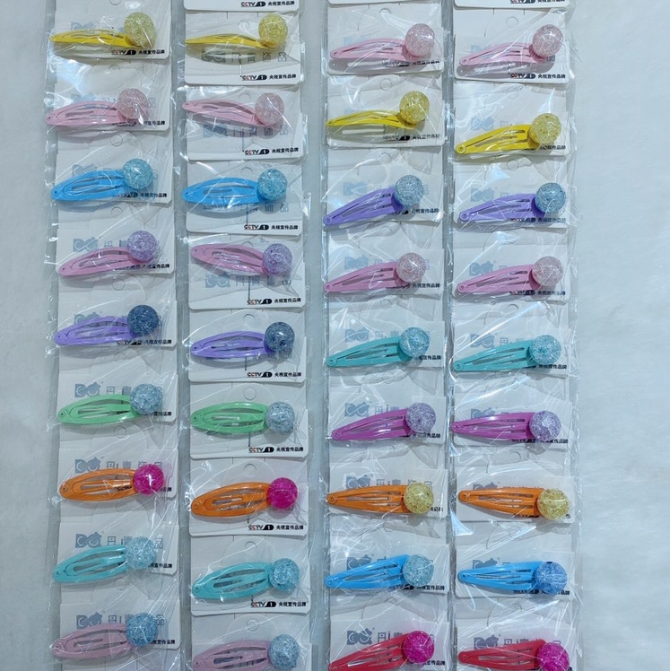 Beaded simple BB clip thumbnail