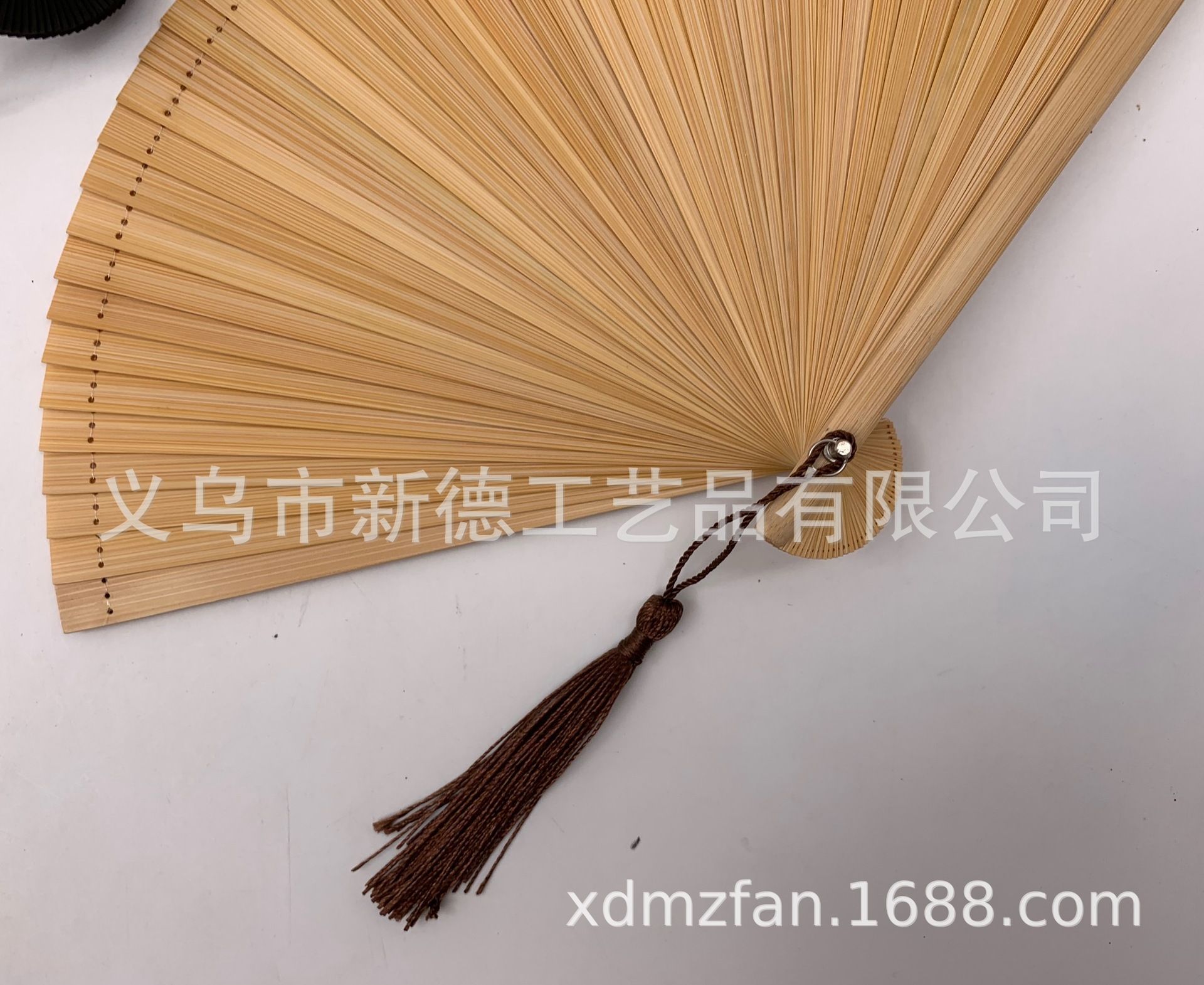 Factory direct sales of mini full bamboo fans, folding fans, ancient-style fans, bamboo fans, small fans, and bamboo advertising fans detail image 4