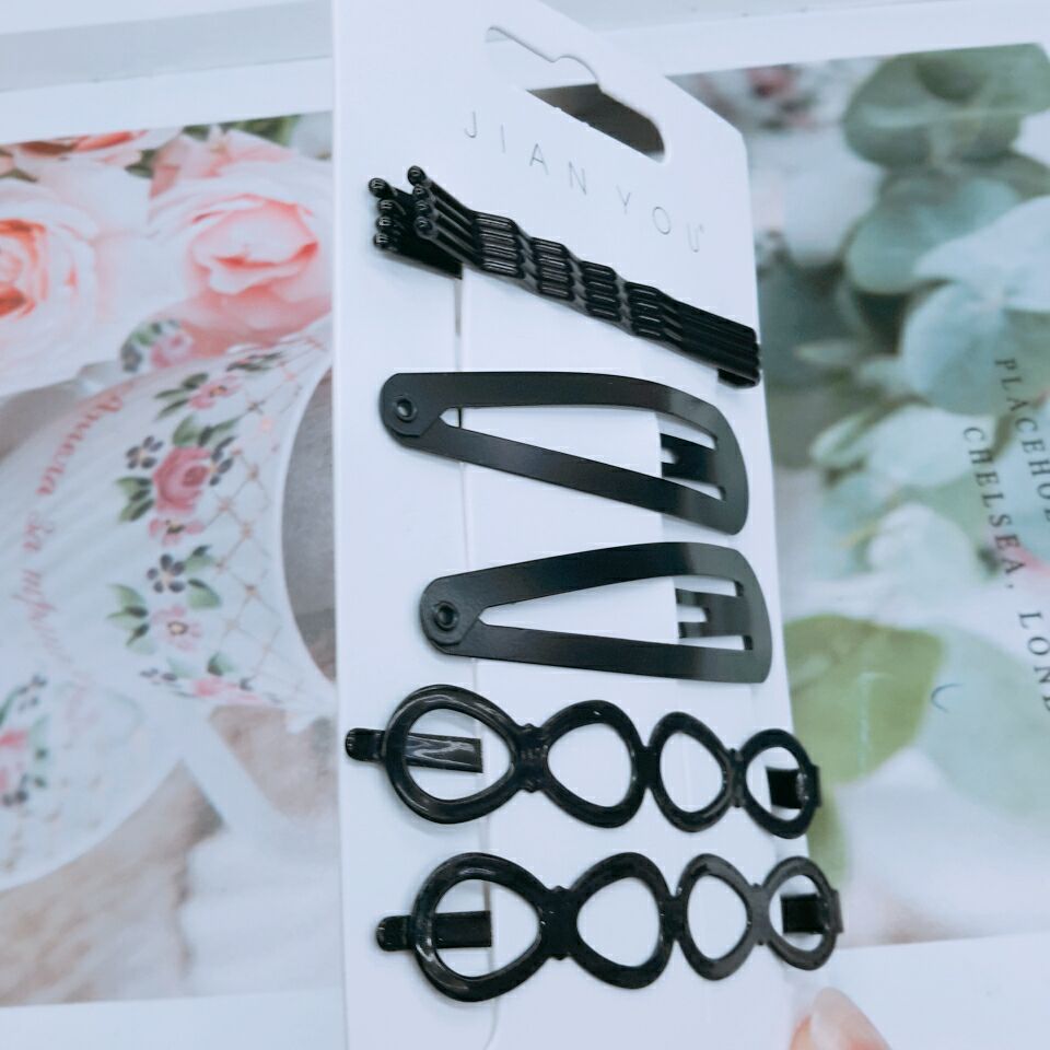 Wholesale of new Korean-style versatile geometric matte set hair clips, lacquered BB hair clips and headwear accessories Application Scenario