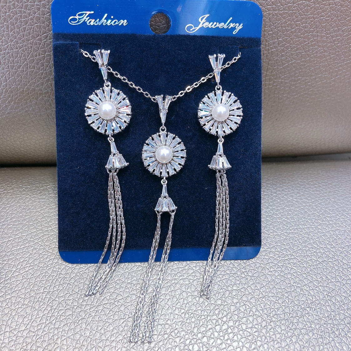 Zircon Necklace Earrings Set Explosive Fashion High-End