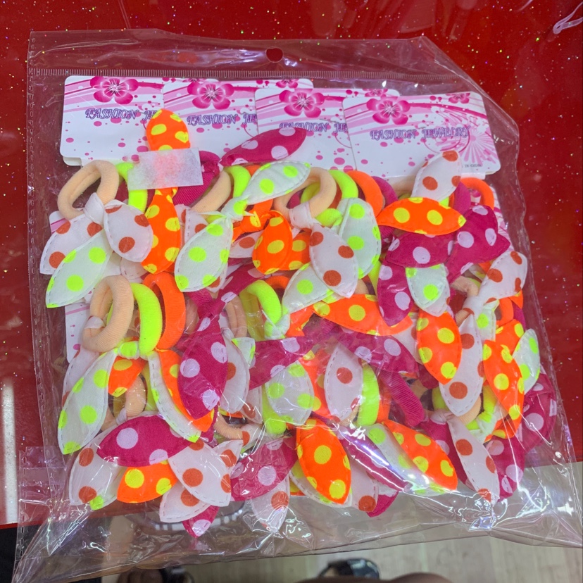 Dotted cloth 48 small rubber bands small ears thumbnail