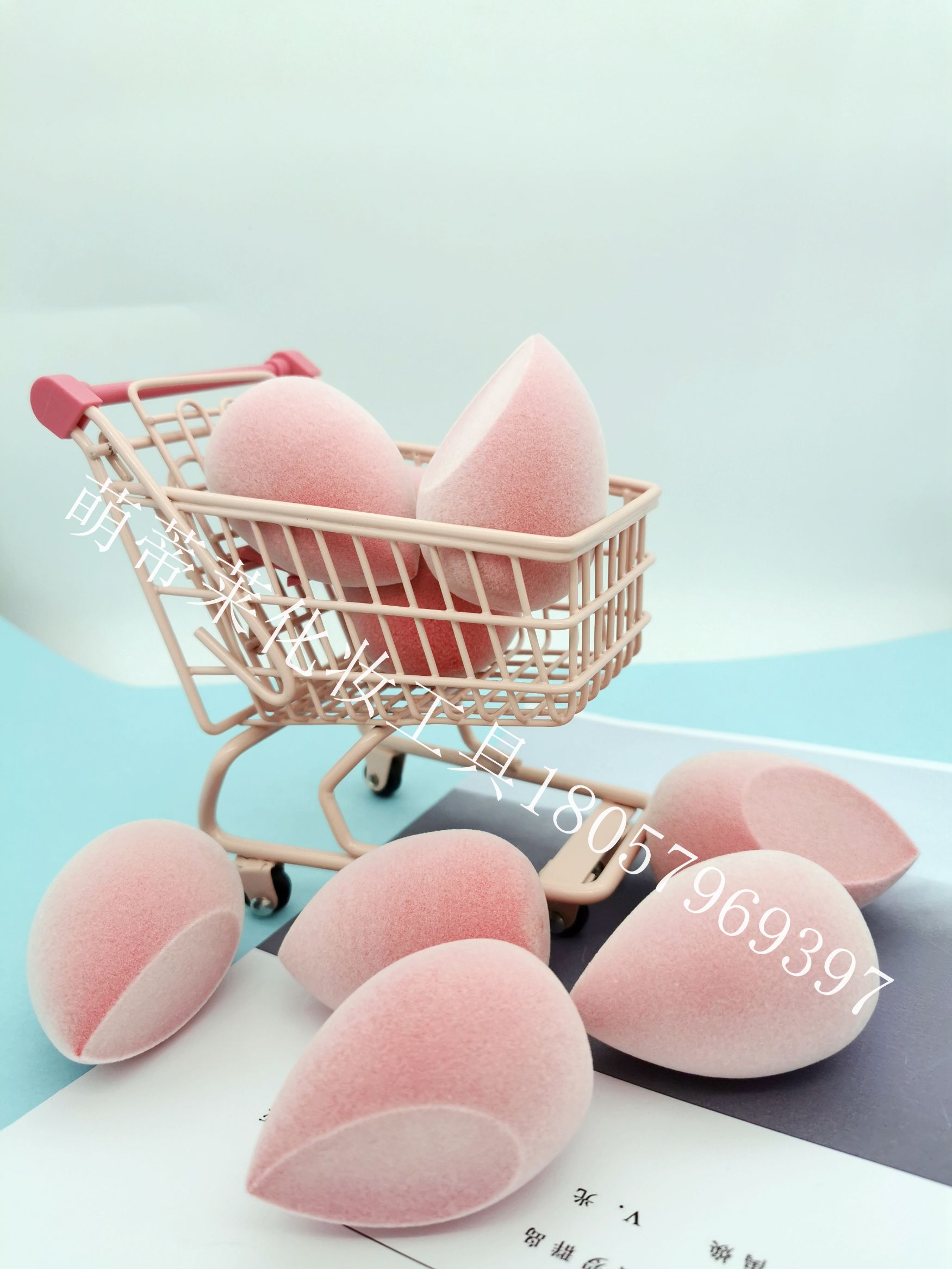 Non-latex flocking water-drop cut beauty egg hydrophilic powder puff factory direct sales details Picture