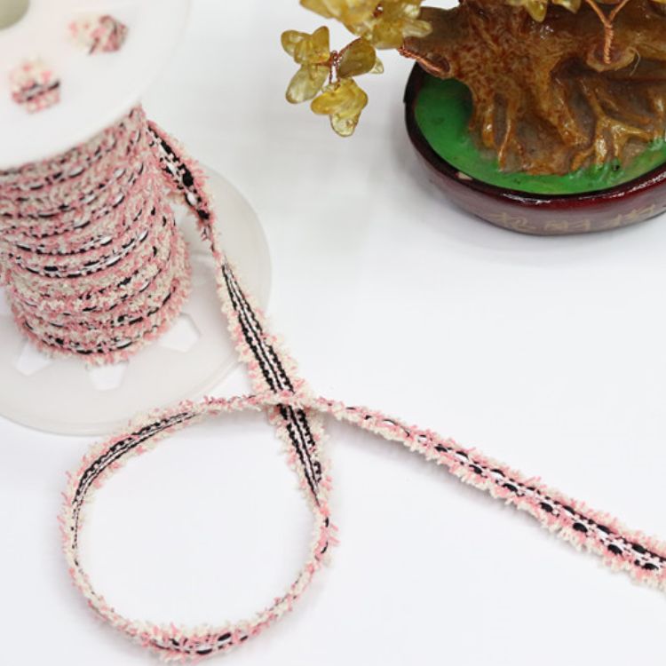 Polyester Woven Belt, Wool Edge Belt, National Wind Belt, Cotton Belt, Flow Must Belt, Clothing Accessories Manufacturers Direct Sales Application Scenario
