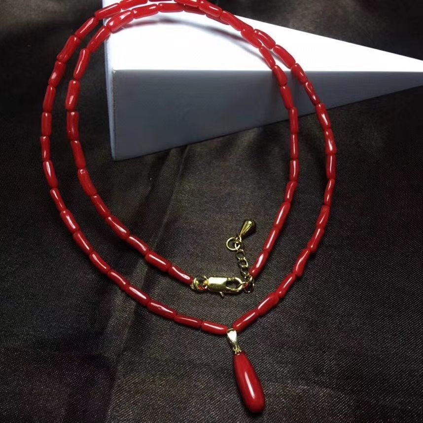 珊瑚桶珠项链款 高品质 搭配天然水滴吊坠 镶嵌18K扣 带证书产品图