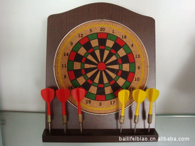 飞镖/桌上细节图