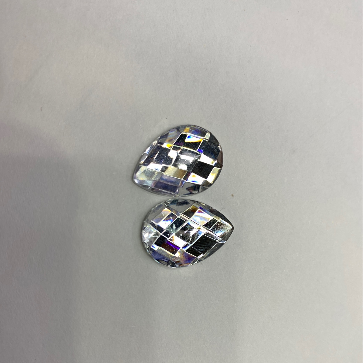 13*18 drops of earth thumbnail