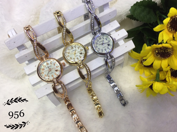 New fashion diamond bracelet watch for both domestic and international sales, ladies' quartz decorative watch