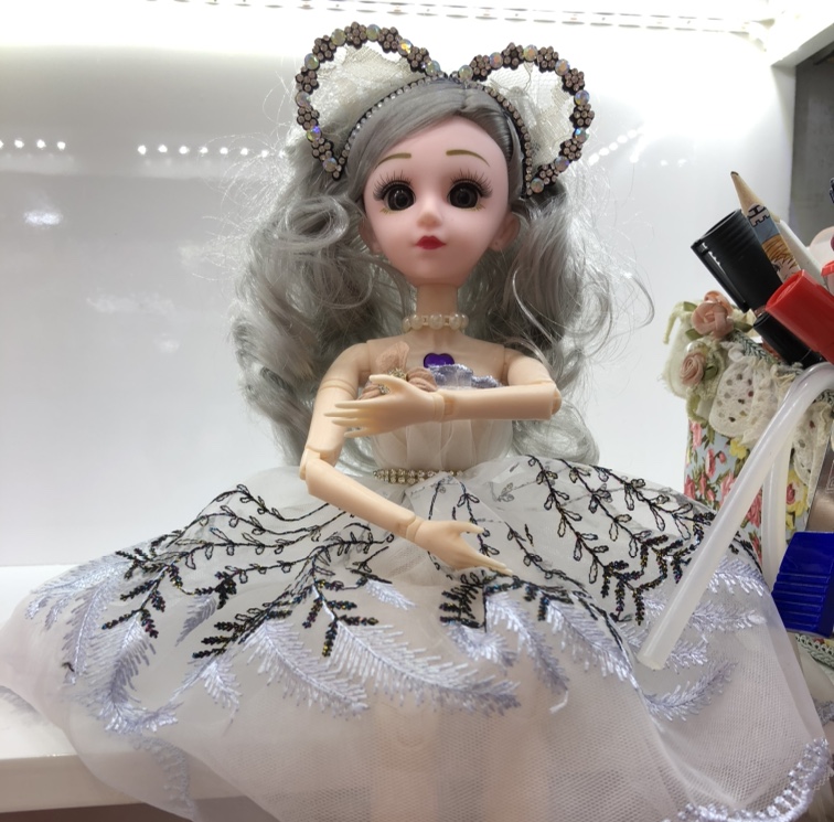 40 cm Luo Li doll thumbnail