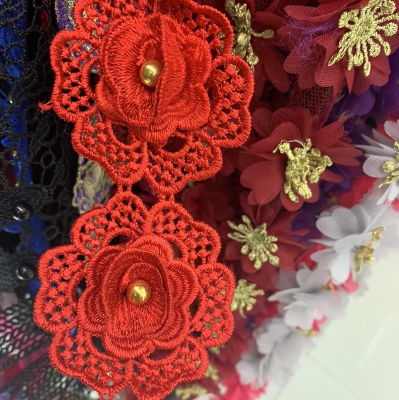 Water Soluble Embroidery Lace Collar With Multi-Colored Beads