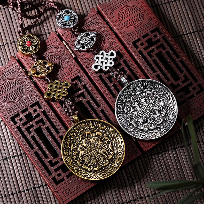 Yunnan ethnic style ornaments, pendants, religious ritual implements, amulets, Nine Palaces and Eight Trigrams, scenic area ornaments supply