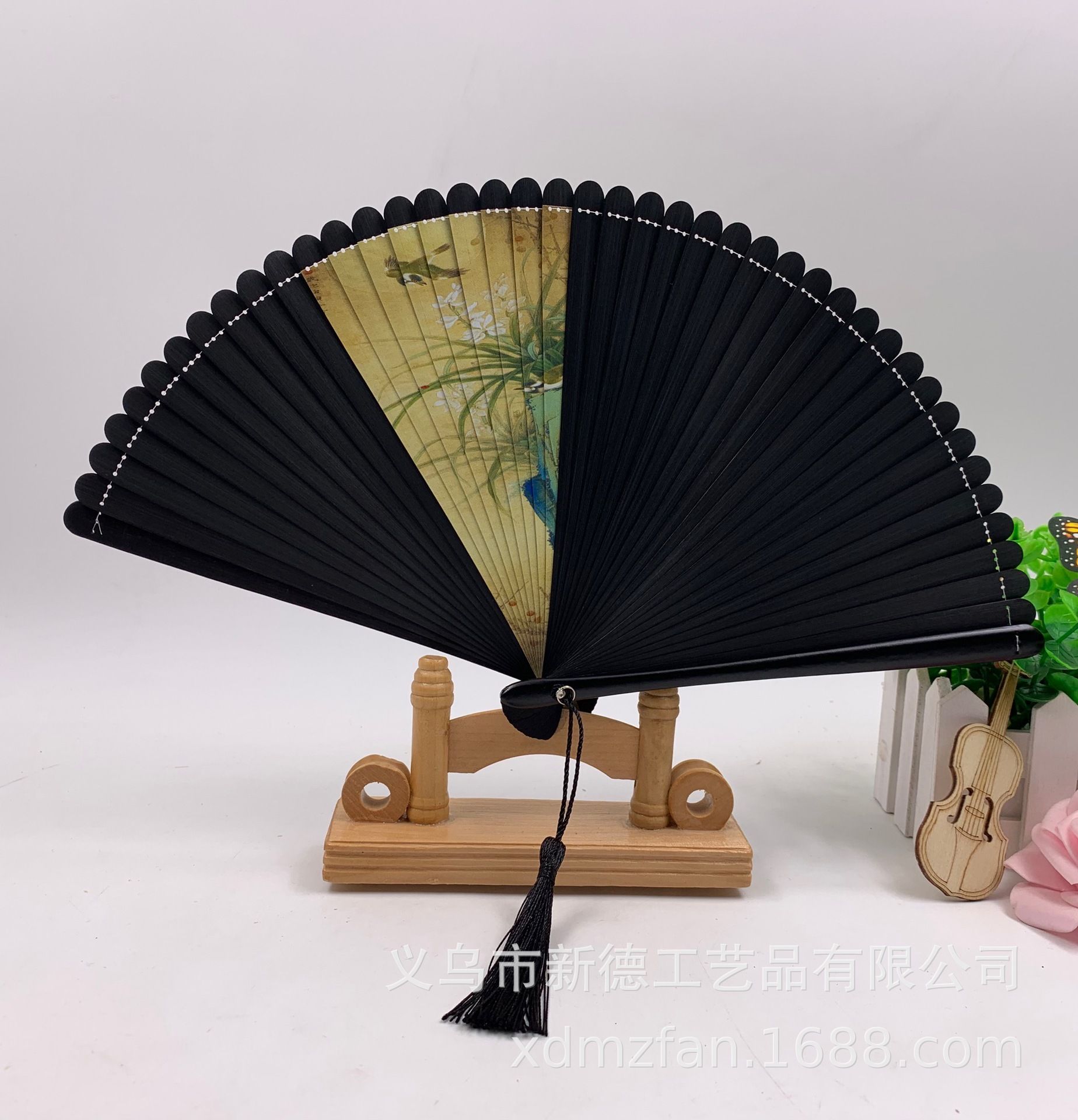 德祯顺滑好开合竹扇  头青喷绘全竹扇  古风 折扇  扇子  全竹扇  中国风 扇子  竹扇细节图