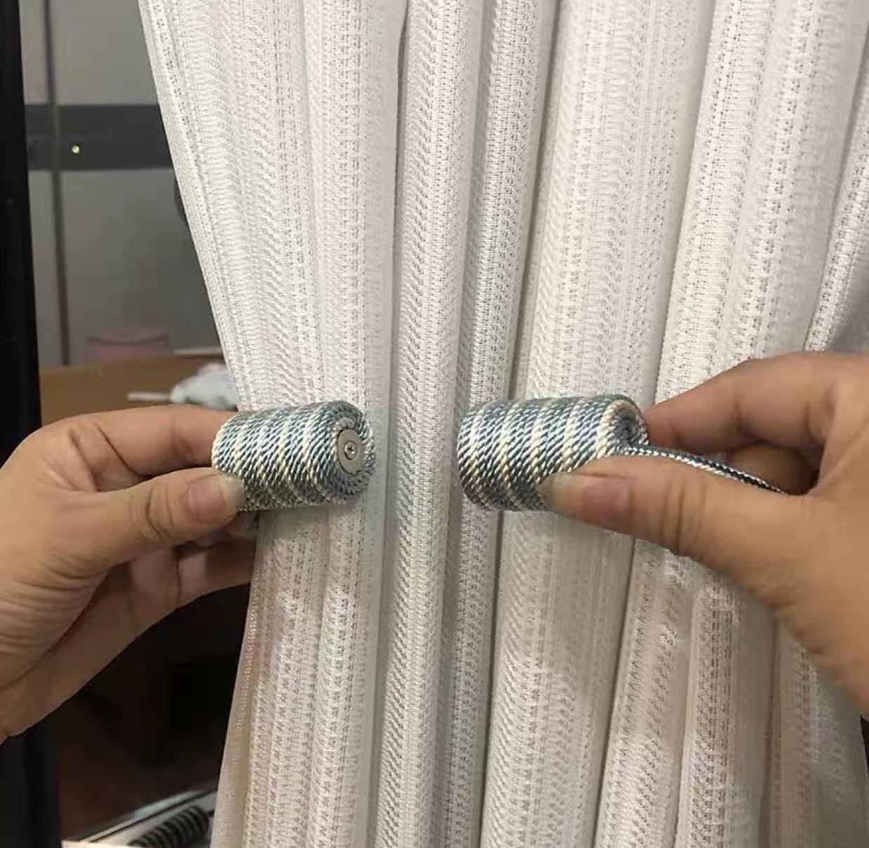 Youyijia Window decoration curtain  with Magnetic button产品图