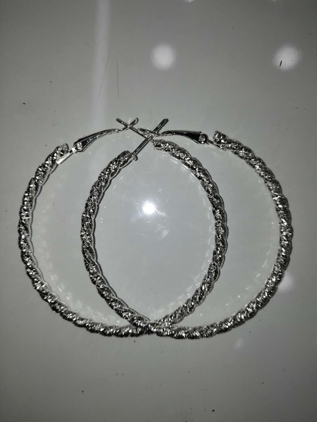 Mahua three line earrings thumbnail