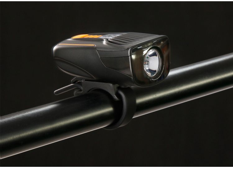 BC23智能光控感USB充电自行车前灯单车前灯夜骑灯手电筒骑行装备详情图19