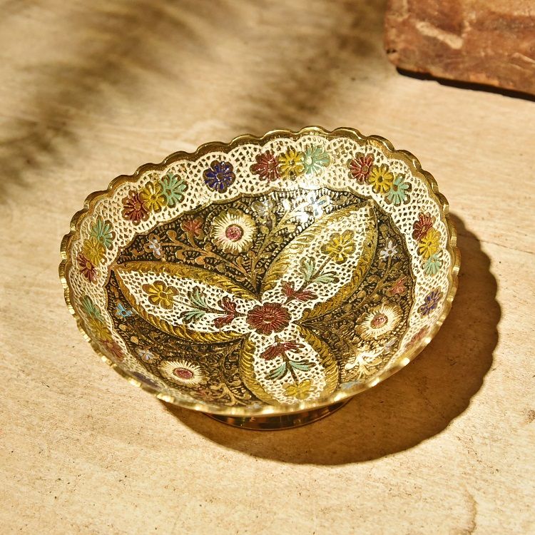 Hand-painted cloverleaf small copper plate, Indian imported creative fruit plate, home decoration, modern dining table and coffee table ornaments